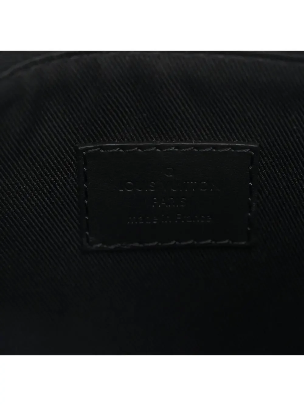 Louis Vuitton Grained Calfskin Aerogram #339316L17B